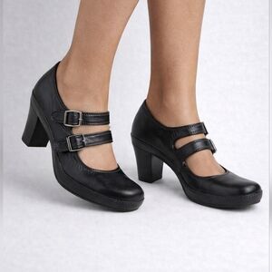 Clarks Artisan Women's Black Leather Double Strap Mary Jane Platform Heels 8M
